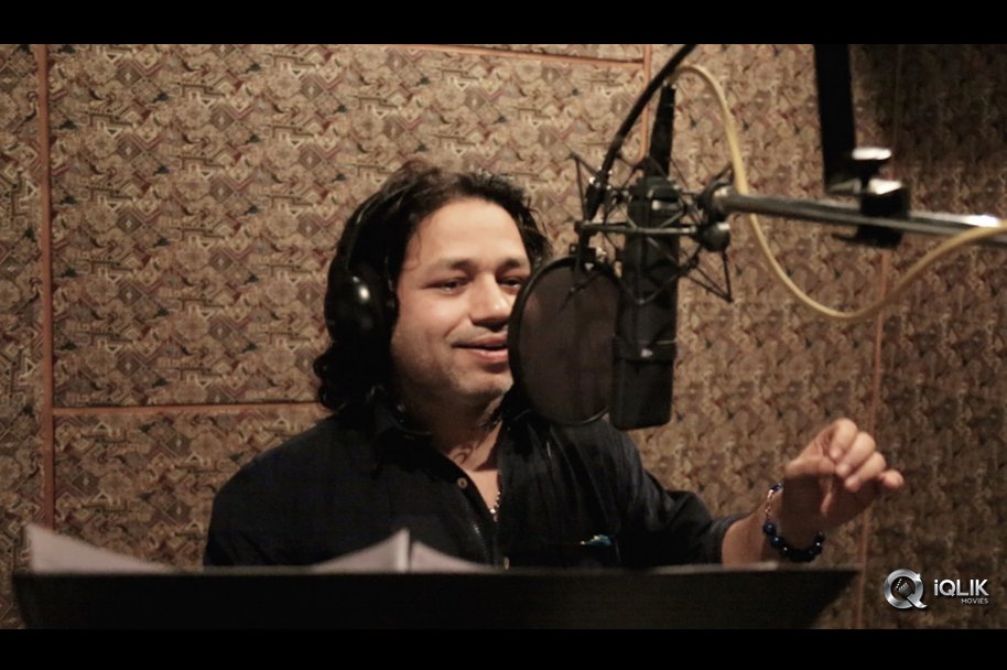 Kailash-Kher-Has-Recorded-a-Special-Song-For-Gopala-Gopala-Movie